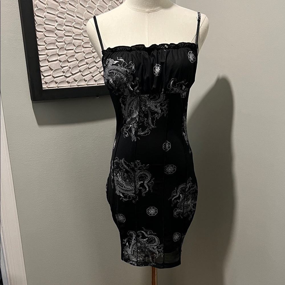 SHEIN Black and White Dragon Print Dress